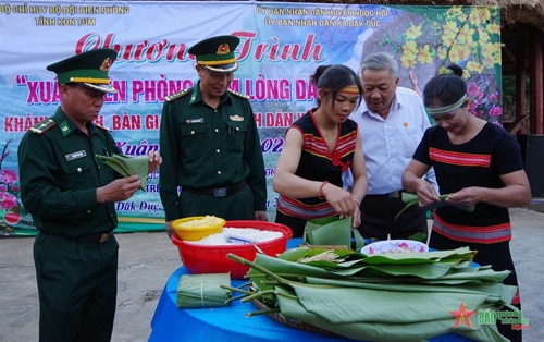 Đón xuân cùng Bộ đội Biên phòng tỉnh Kon Tum
